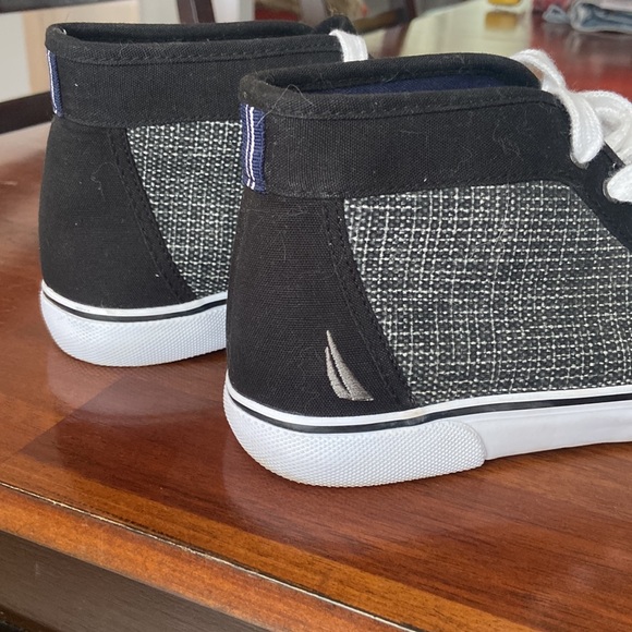 Nautica black high top sneakers shoes size 8 like new - Picture 10 of 10